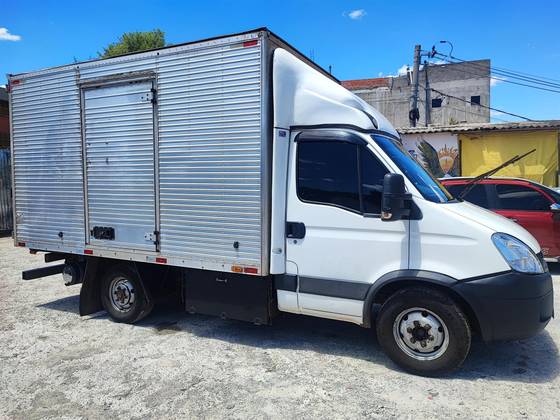 IVECO DAILY 35S14 CHASSI CABINE TURBO INTERCOOLER DIESEL 2P MANUAL